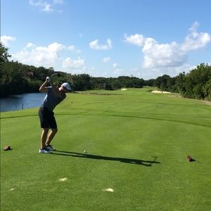 Meet your Posher, Connor